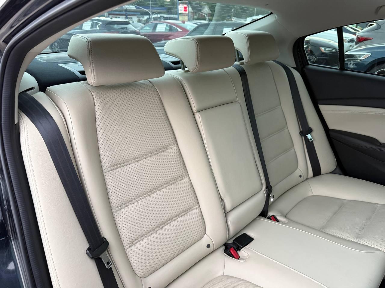 Mazda MAZDA6 i Grand Touring 2014
