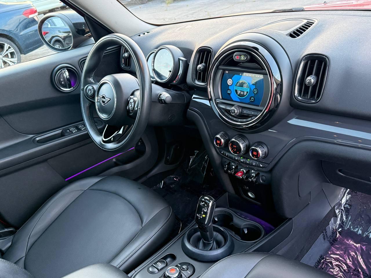 MINI Countryman Base 2020