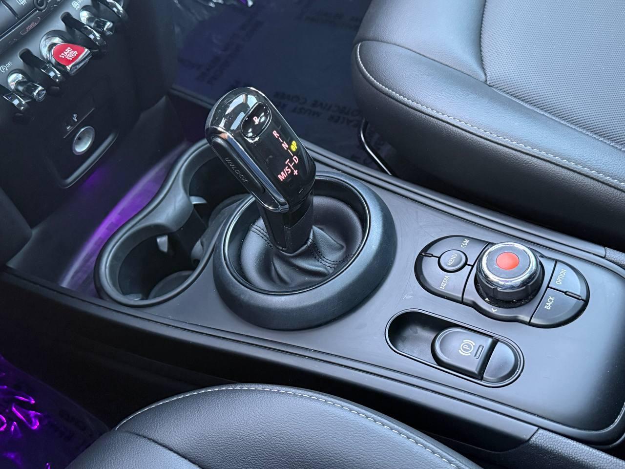 MINI Countryman Base 2020