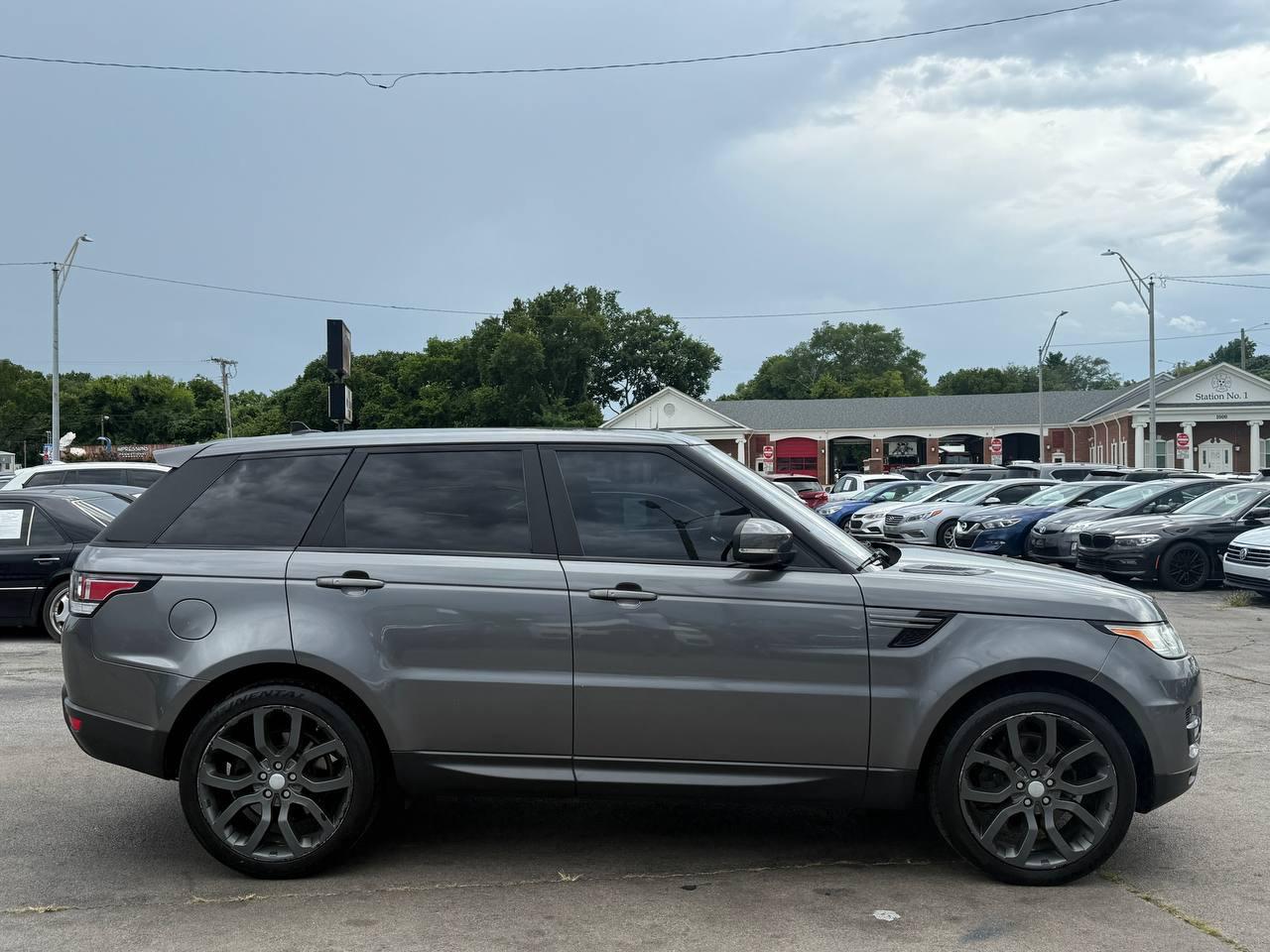 Land Rover Range Rover Sport SE 2016
