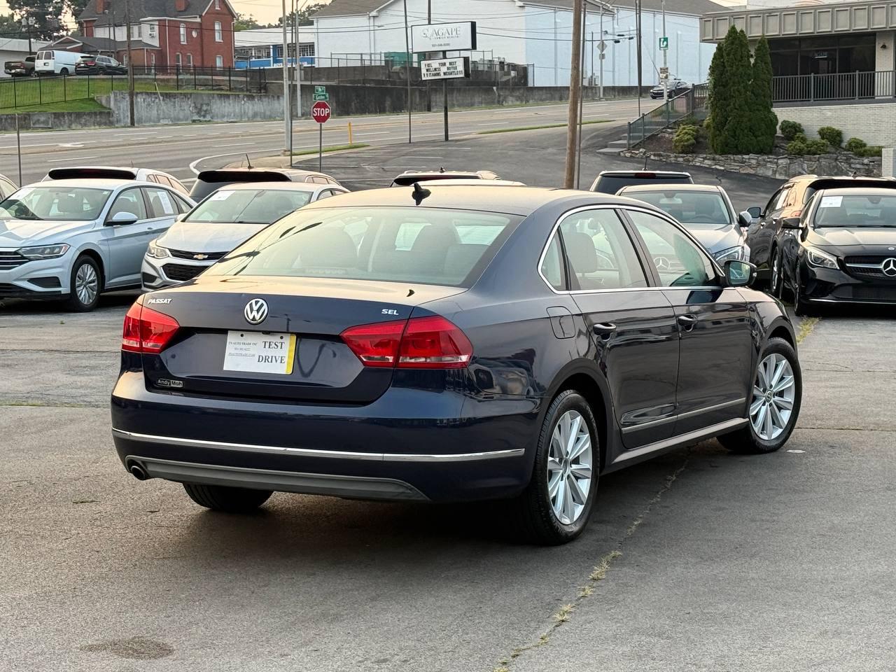 Volkswagen Passat 2.5L SEL 2013