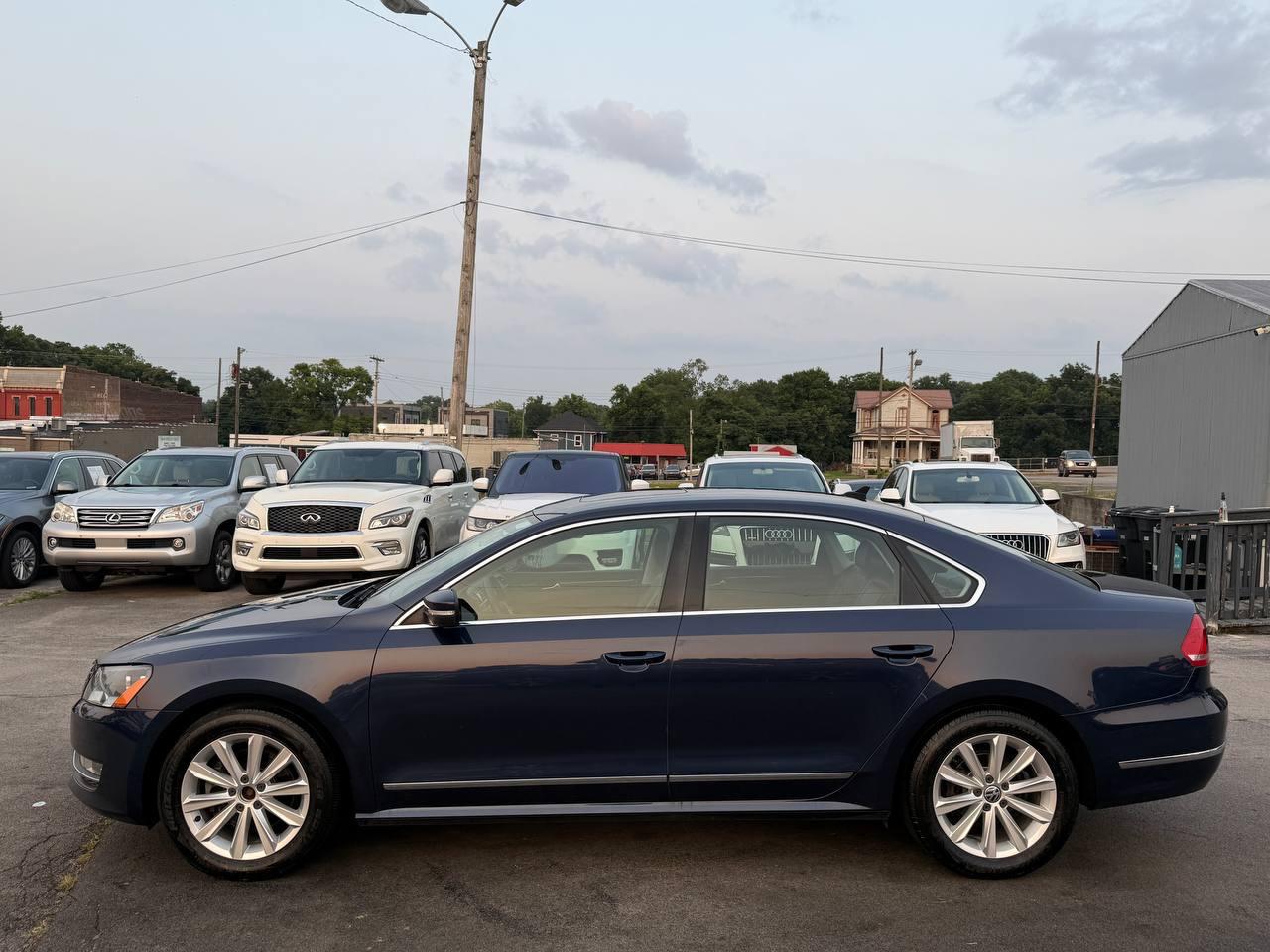 Volkswagen Passat 2.5L SEL 2013