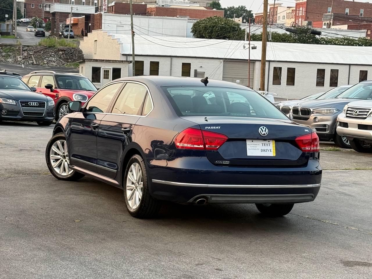 Volkswagen Passat 2.5L SEL 2013