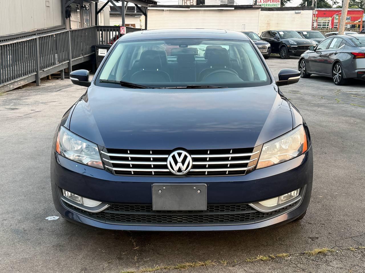 Volkswagen Passat 2.5L SEL 2013