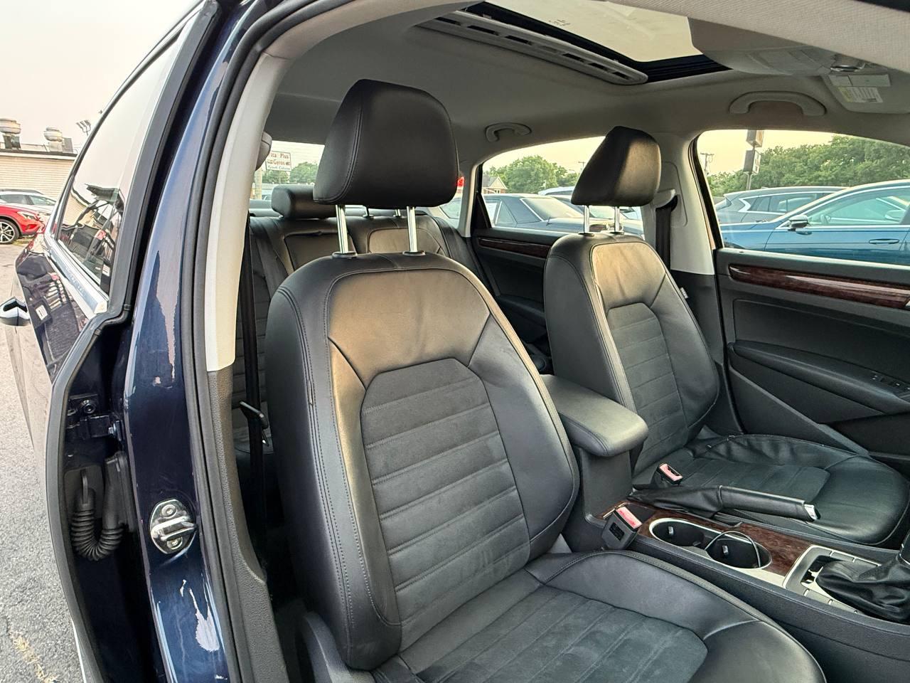 Volkswagen Passat 2.5L SEL 2013