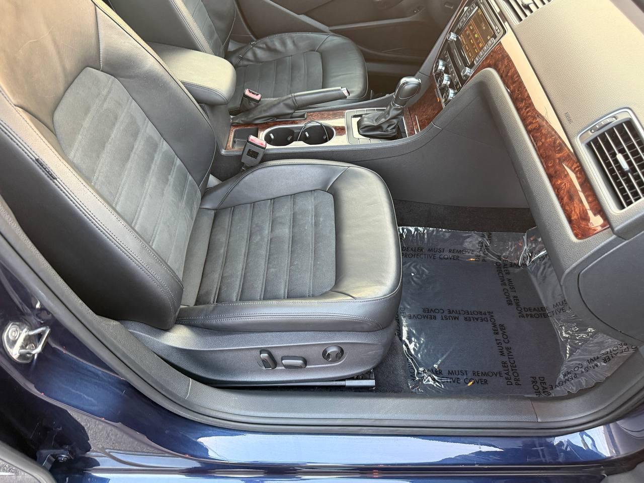 Volkswagen Passat 2.5L SEL 2013