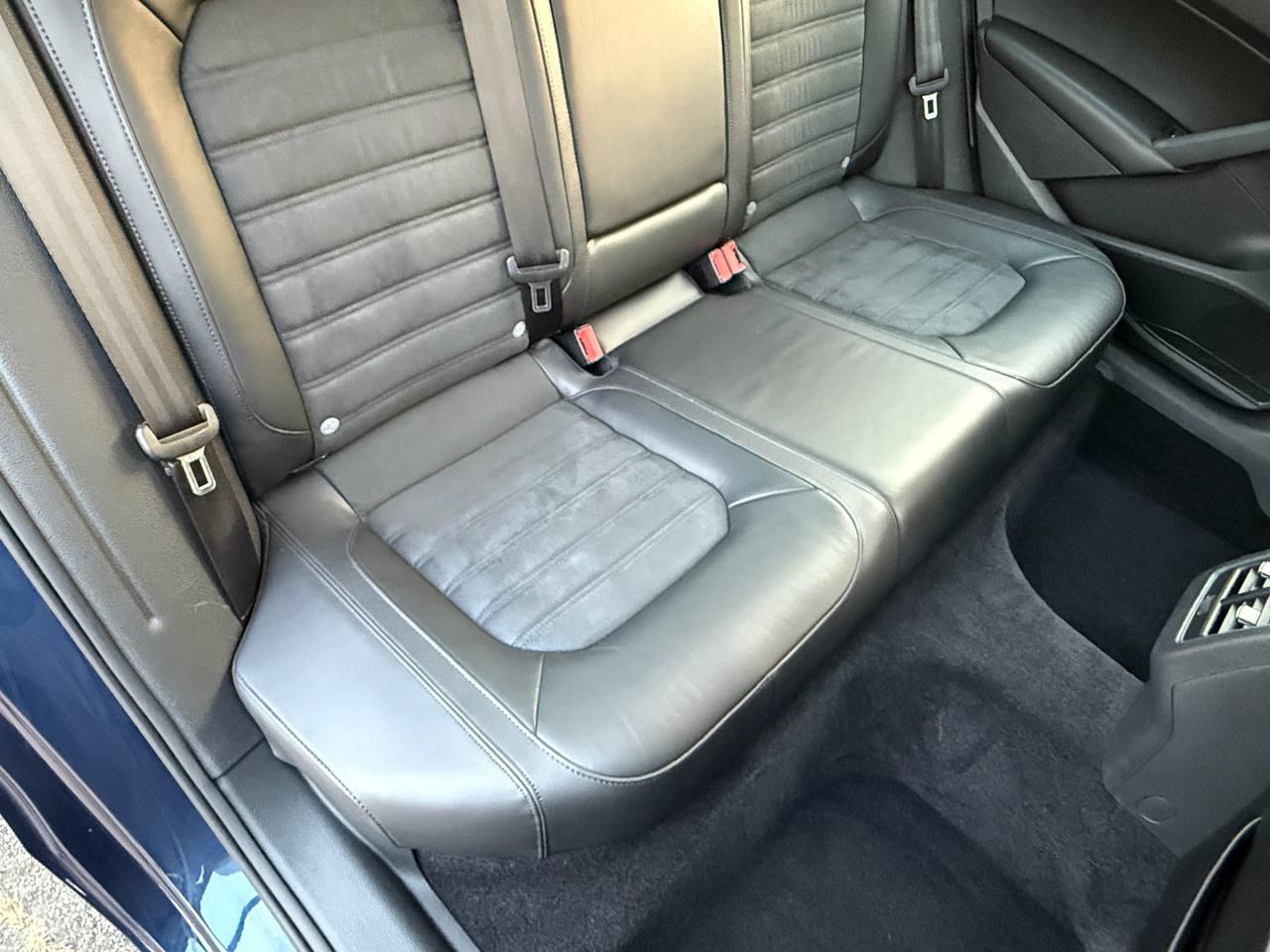 Volkswagen Passat 2.5L SEL 2013
