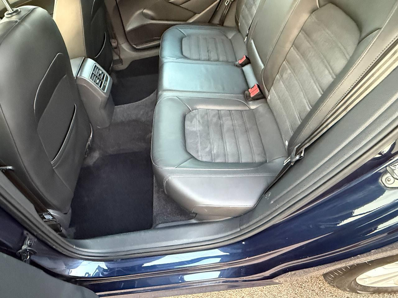 Volkswagen Passat 2.5L SEL 2013