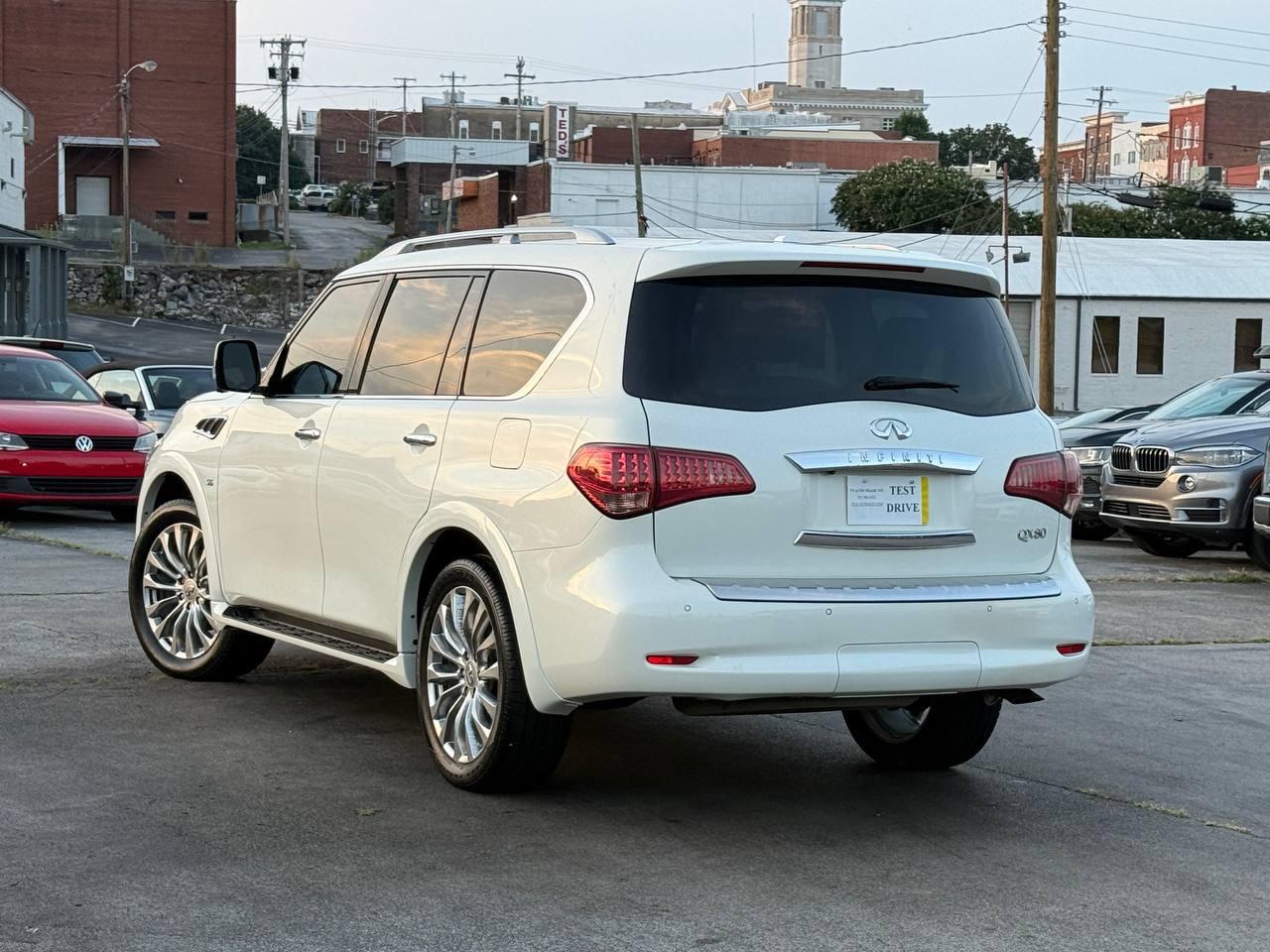 Infiniti QX80 4WD 2016