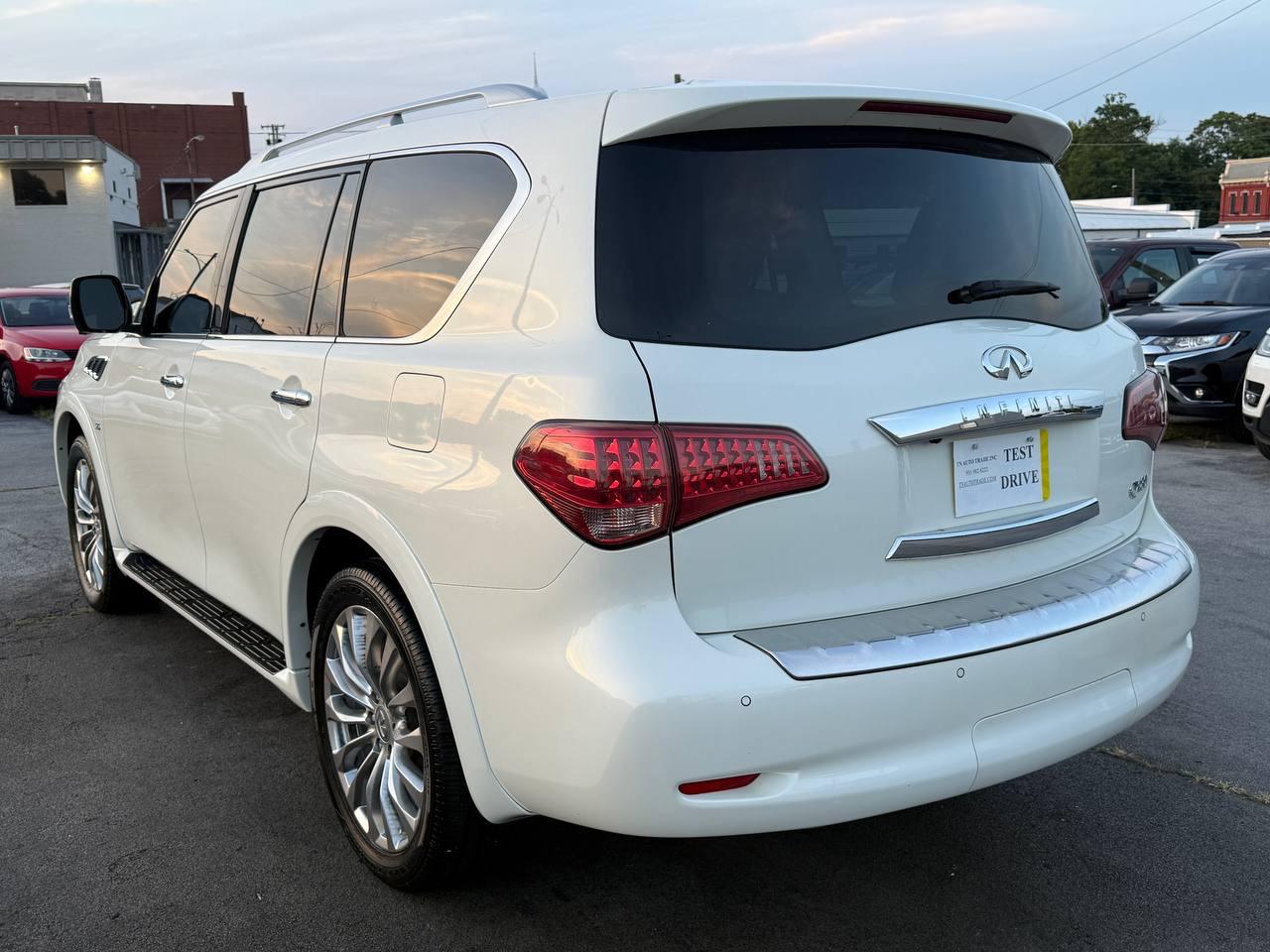 Infiniti QX80 4WD 2016