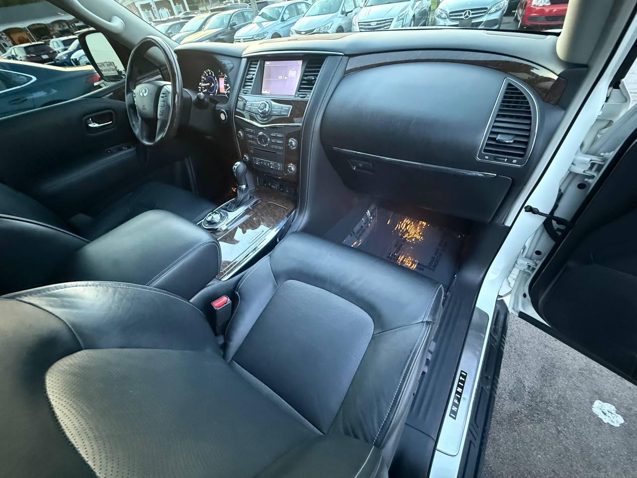 Infiniti QX80 4WD 2016
