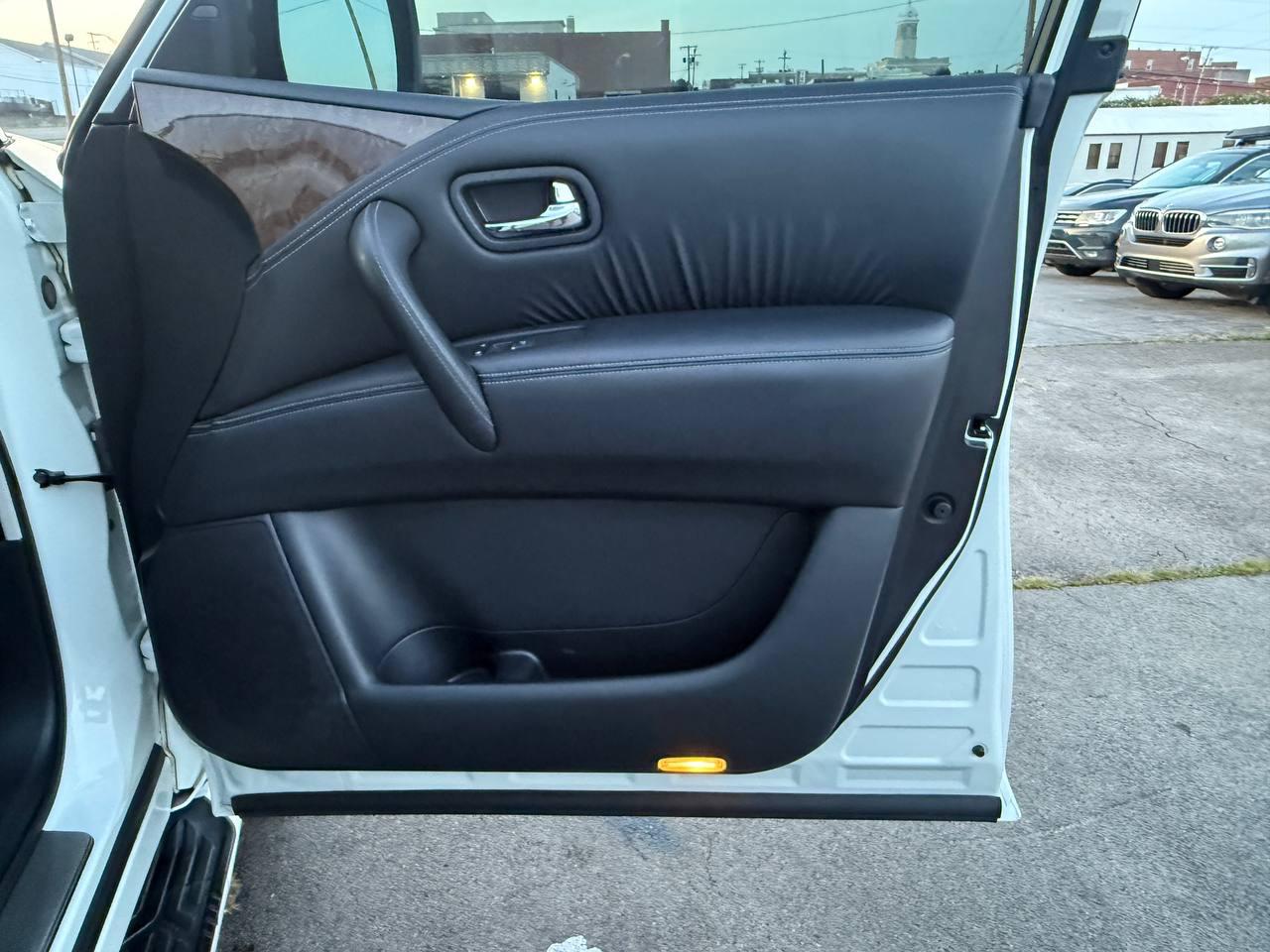 Infiniti QX80 4WD 2016