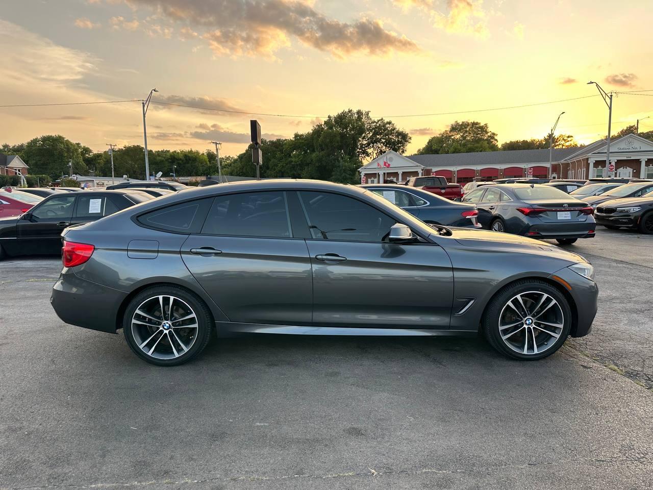 BMW 3-Series Gran Turismo 330i xDrive 2018