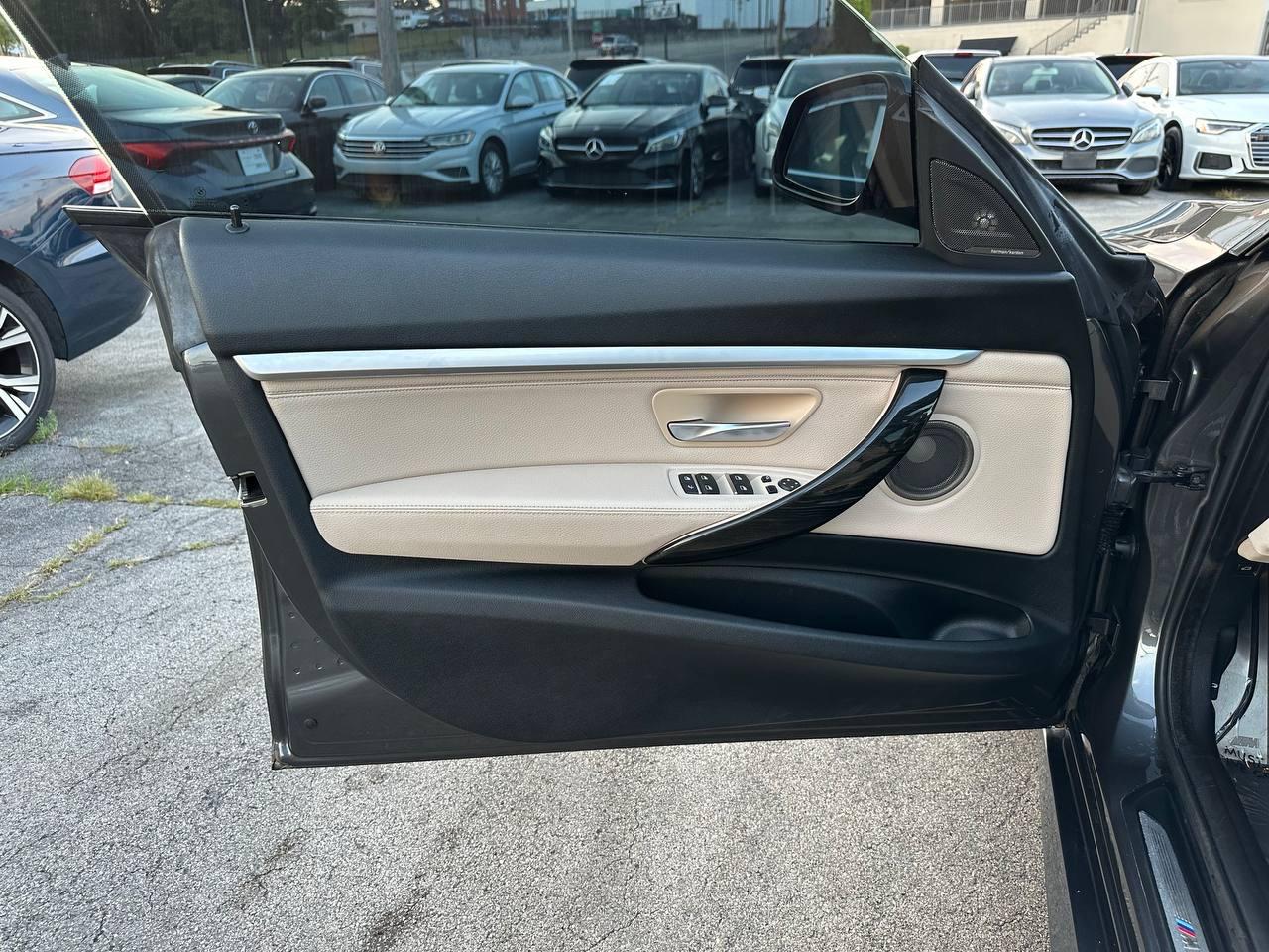 BMW 3-Series Gran Turismo 330i xDrive 2018
