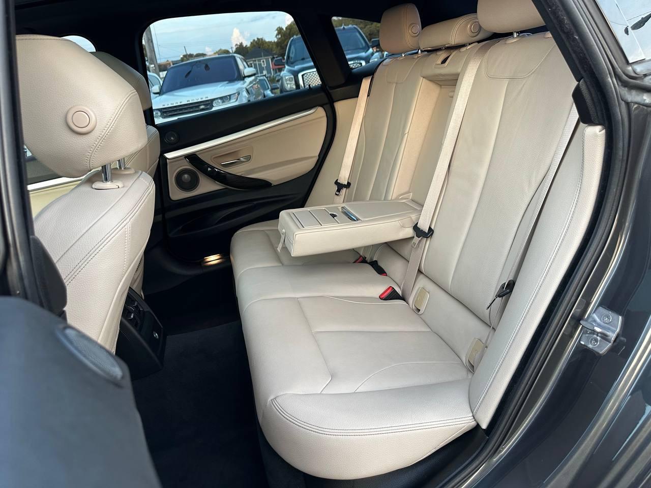 BMW 3-Series Gran Turismo 330i xDrive 2018