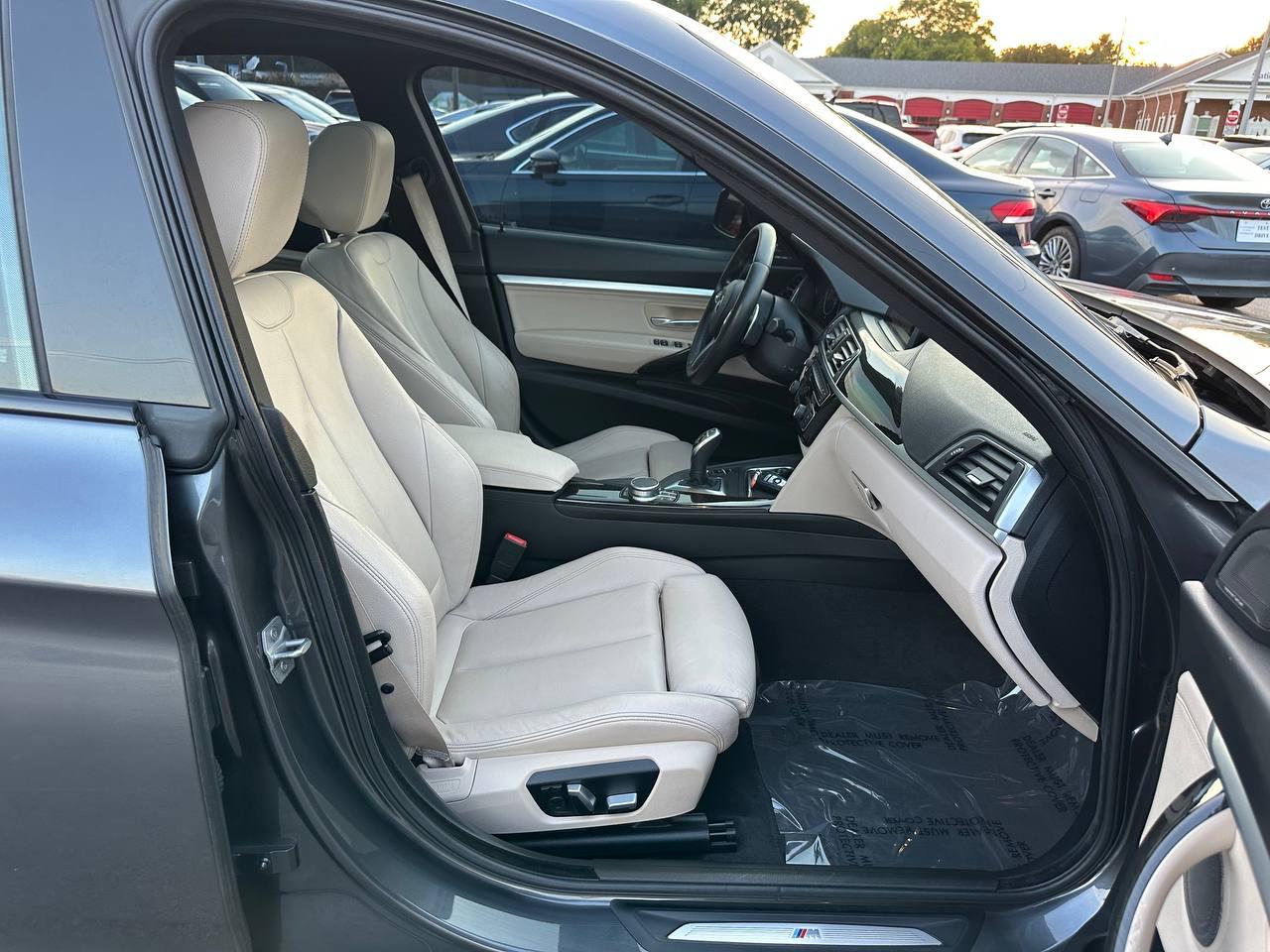 BMW 3-Series Gran Turismo 330i xDrive 2018