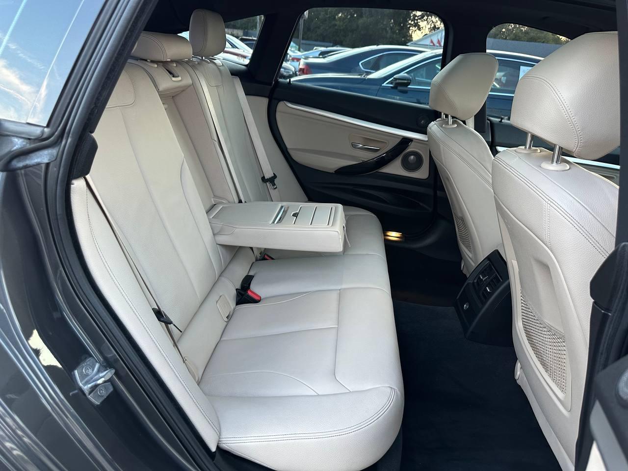 BMW 3-Series Gran Turismo 330i xDrive 2018