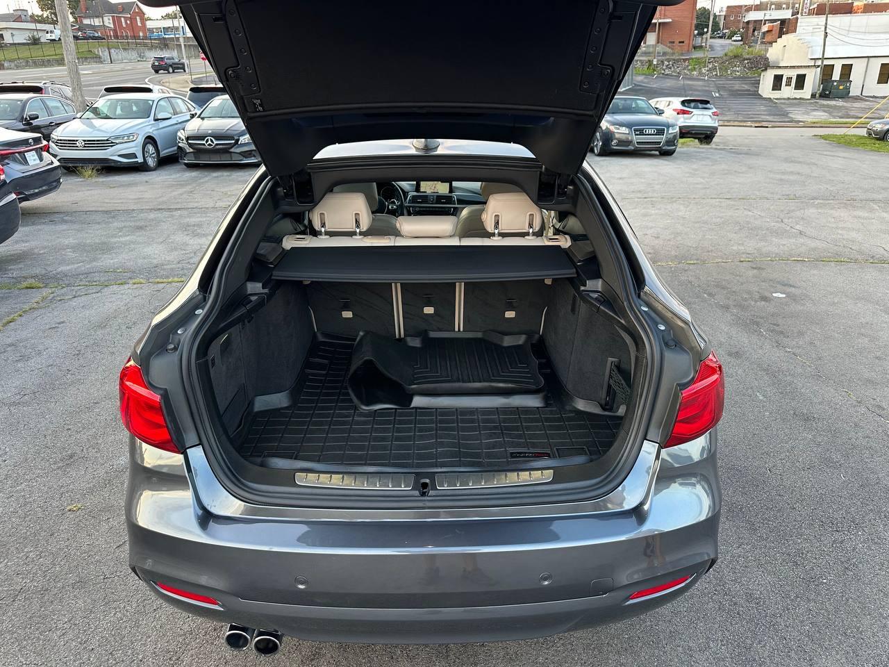 BMW 3-Series Gran Turismo 330i xDrive 2018