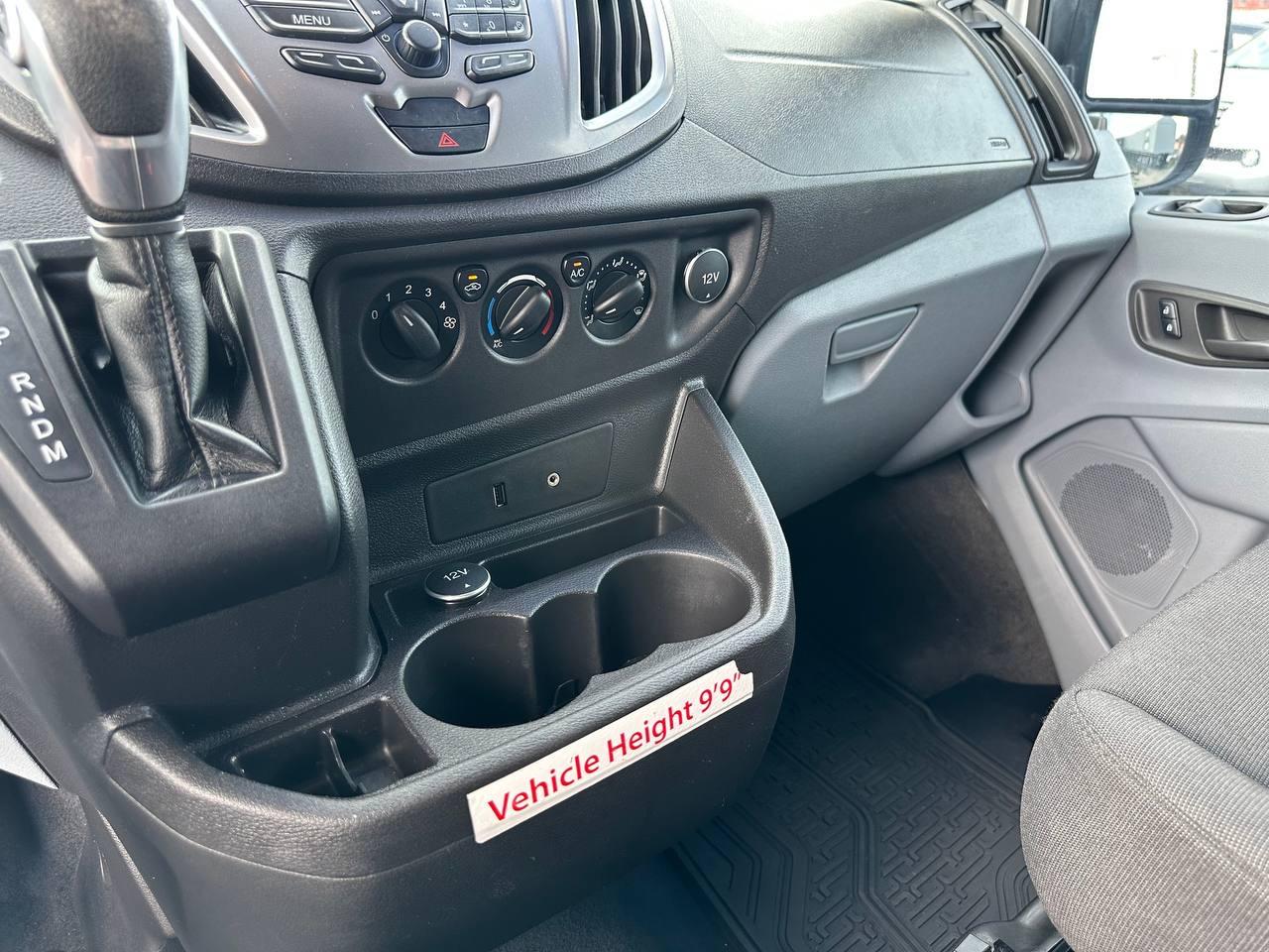 Ford Transit 150 Wagon Med. Roof XL w/Sliding Pass. 130-in. WB 2015