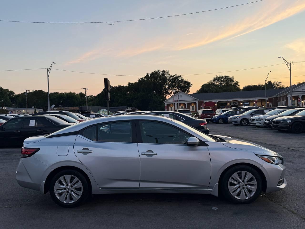 Nissan Sentra S 2020