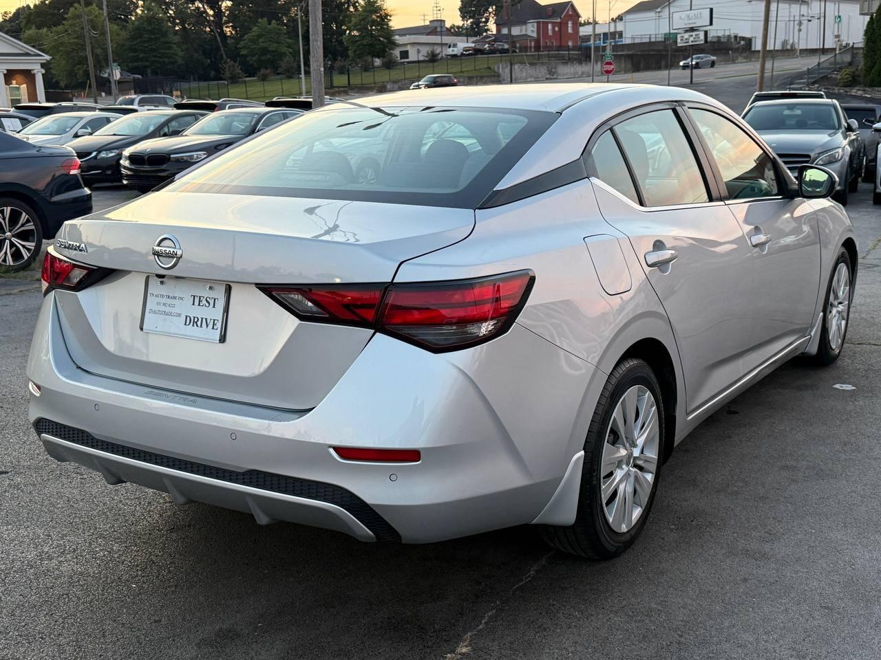 Nissan Sentra S 2020