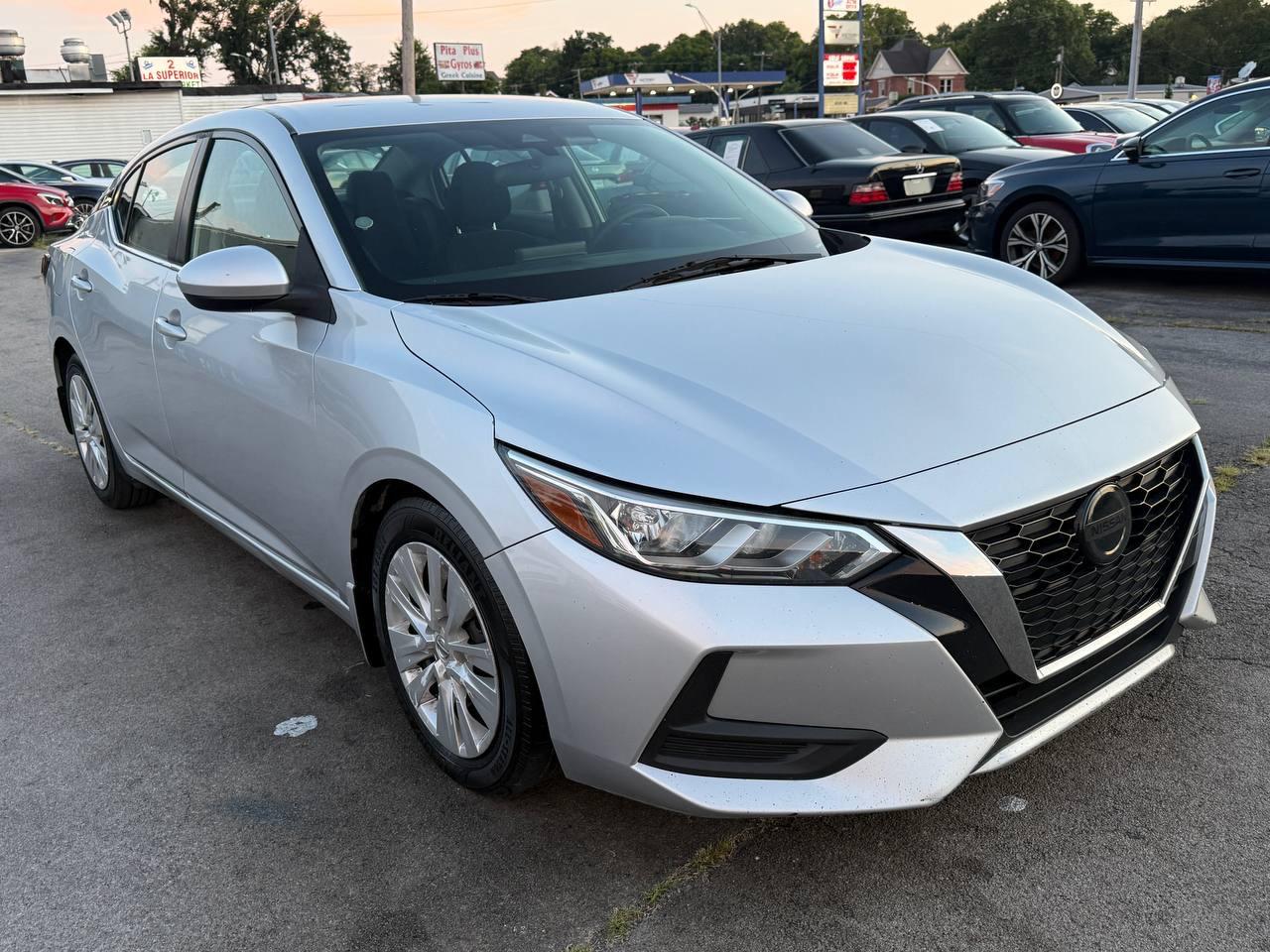 Nissan Sentra S 2020