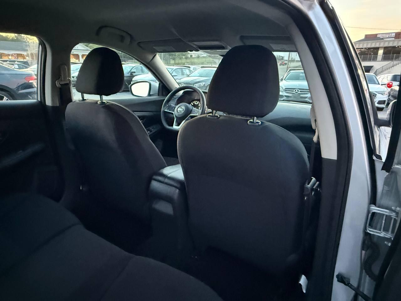 Nissan Sentra S 2020