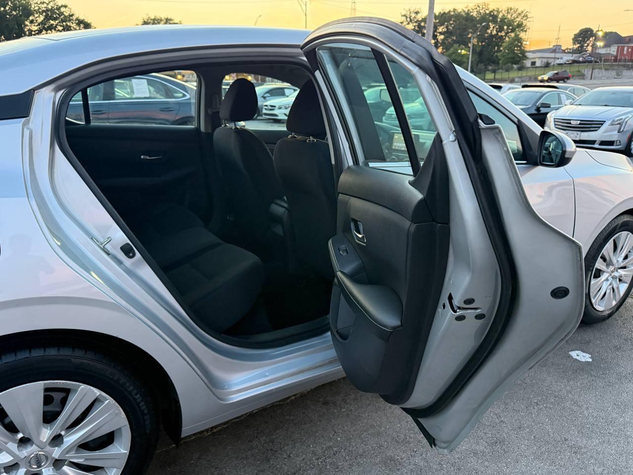 Nissan Sentra S 2020