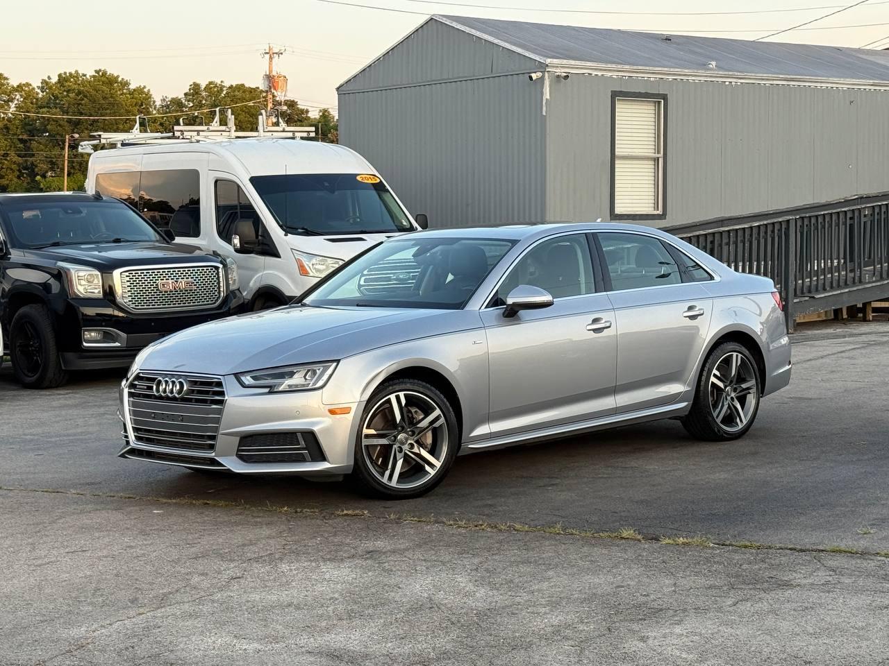 Audi A4 2.0T Premium Plus quattro Sedan 2017