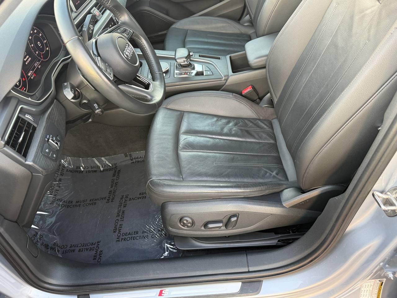 Audi A4 2.0T Premium Plus quattro Sedan 2017