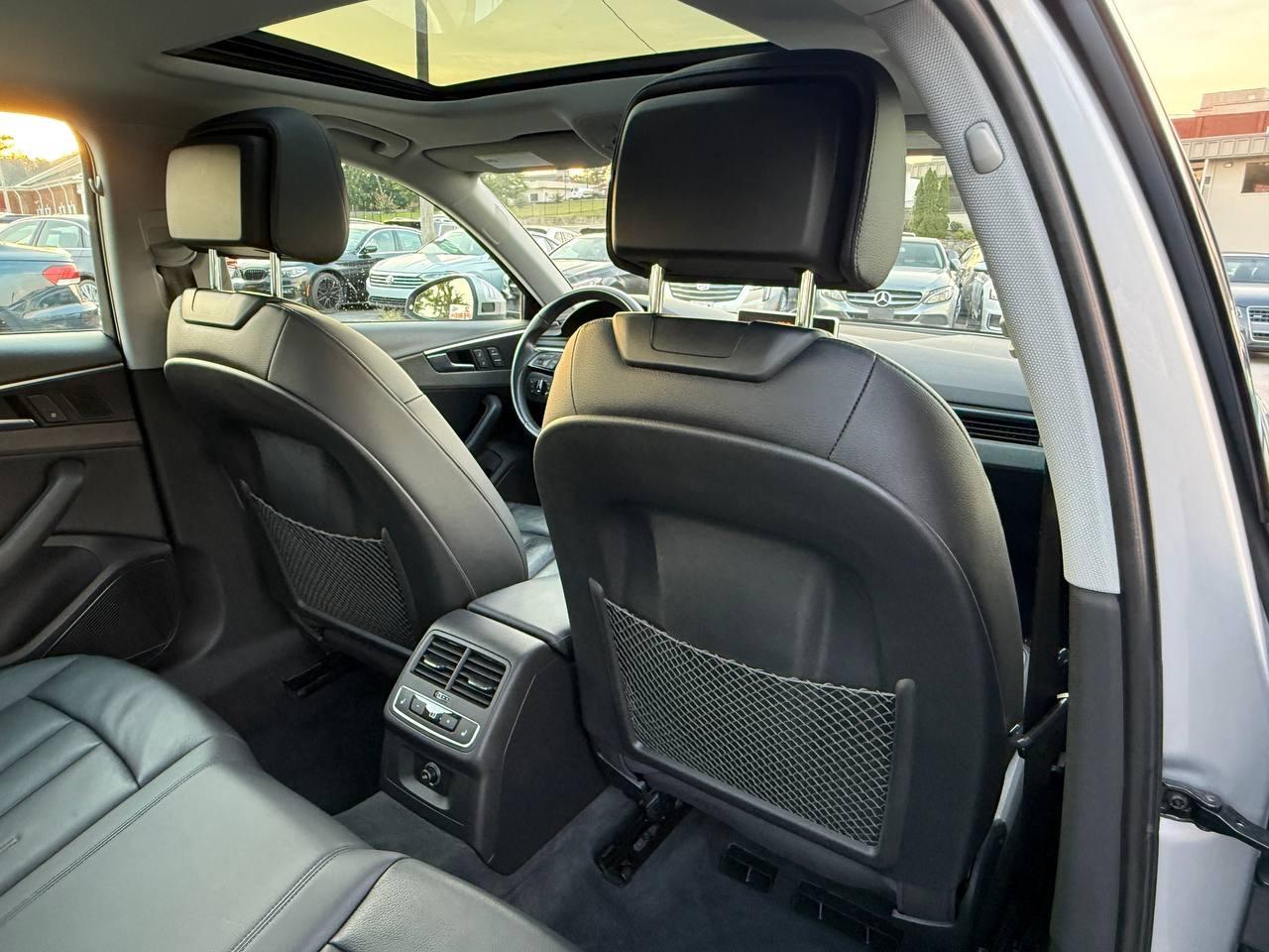 Audi A4 2.0T Premium Plus quattro Sedan 2017