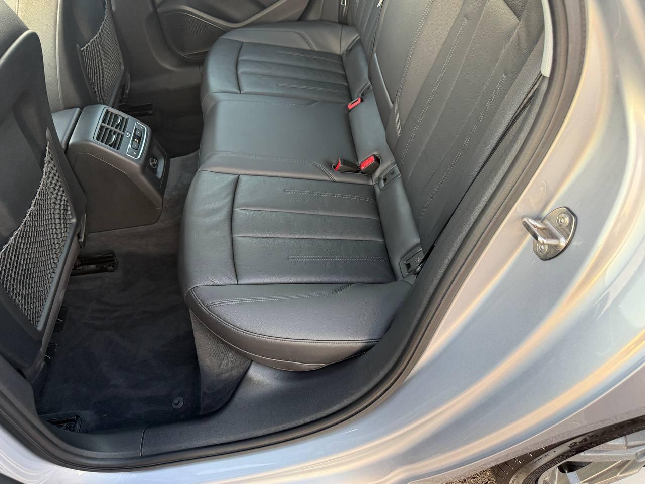 Audi A4 2.0T Premium Plus quattro Sedan 2017