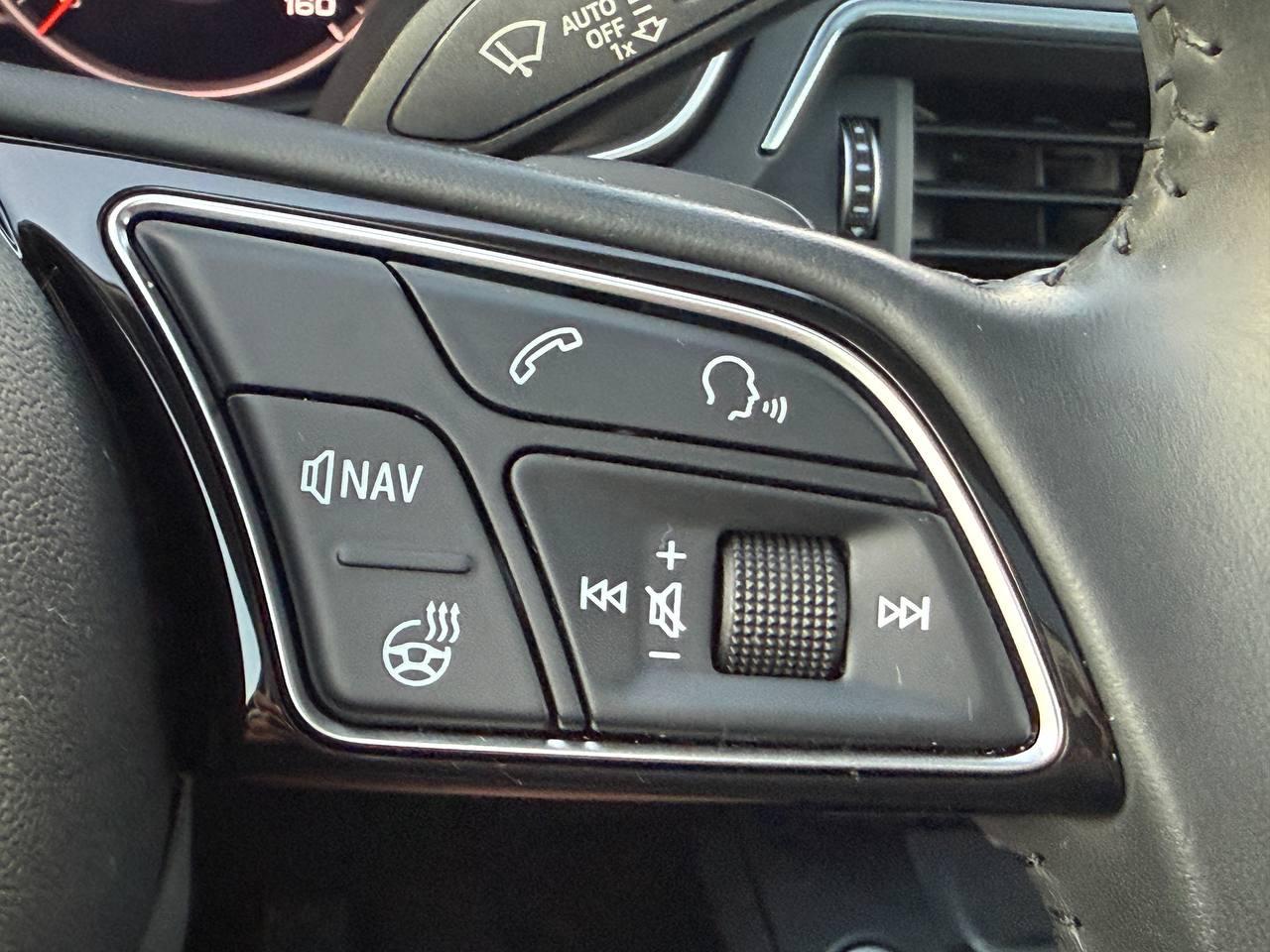 Audi A4 2.0T Premium Plus quattro Sedan 2017