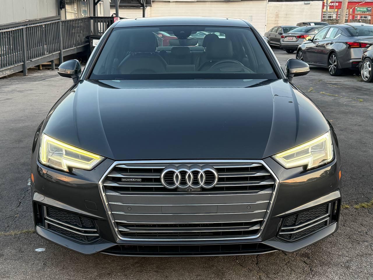 Audi A4 2.0T Prestige quattro Sedan 2017