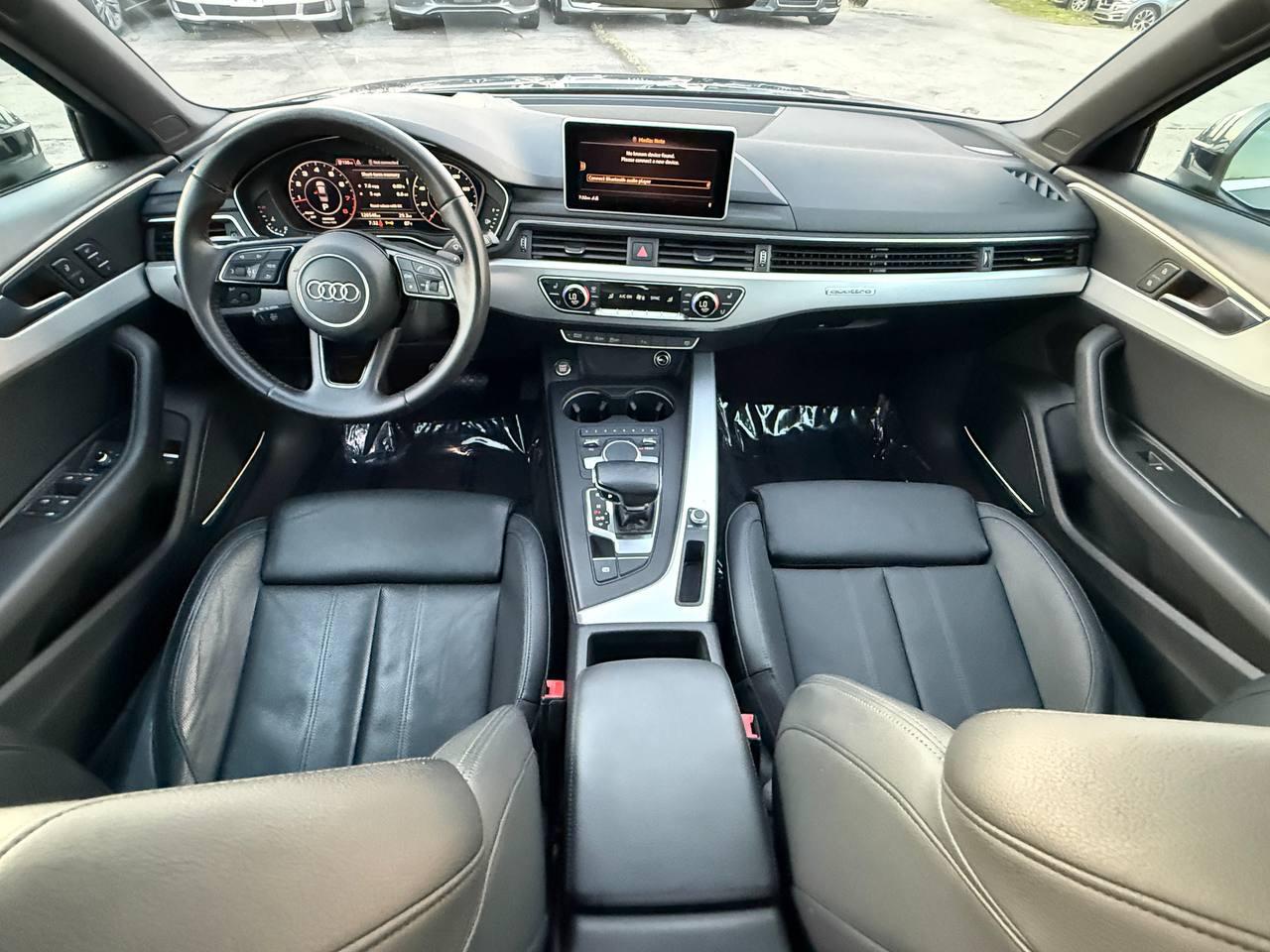 Audi A4 2.0T Prestige quattro Sedan 2017