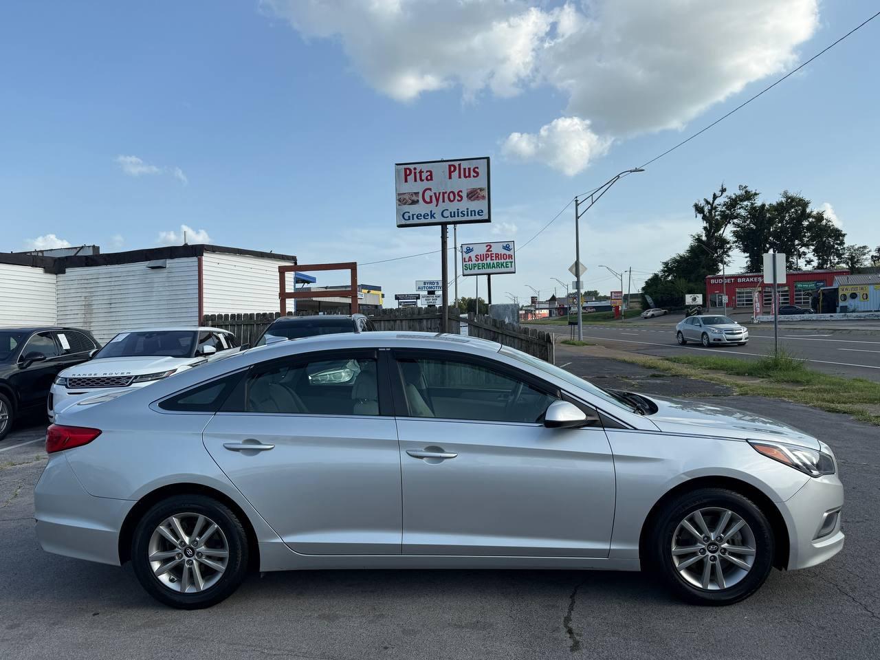 Hyundai Sonata SE 2017