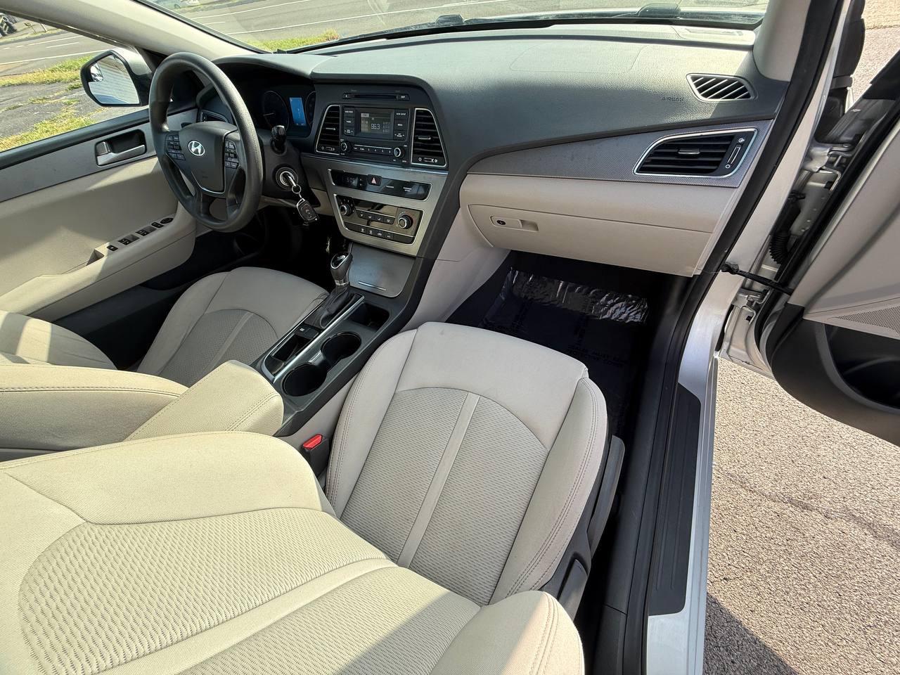 Hyundai Sonata SE 2017
