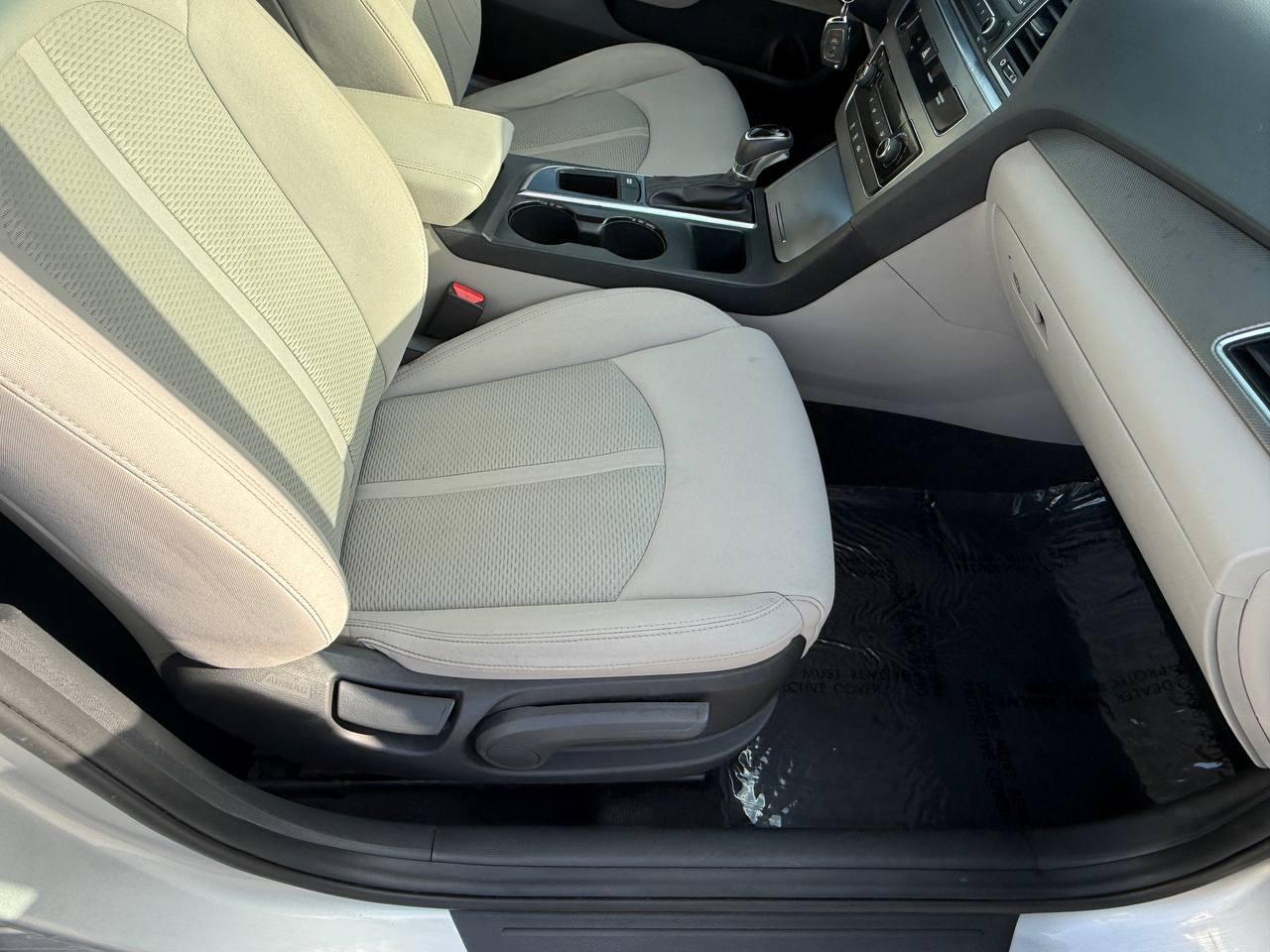 Hyundai Sonata SE 2017