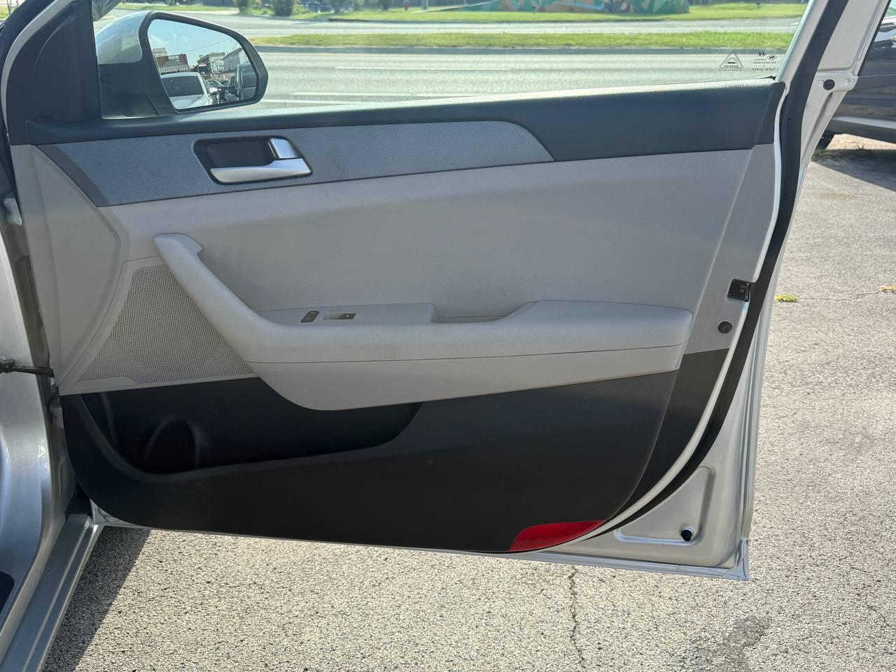 Hyundai Sonata SE 2017