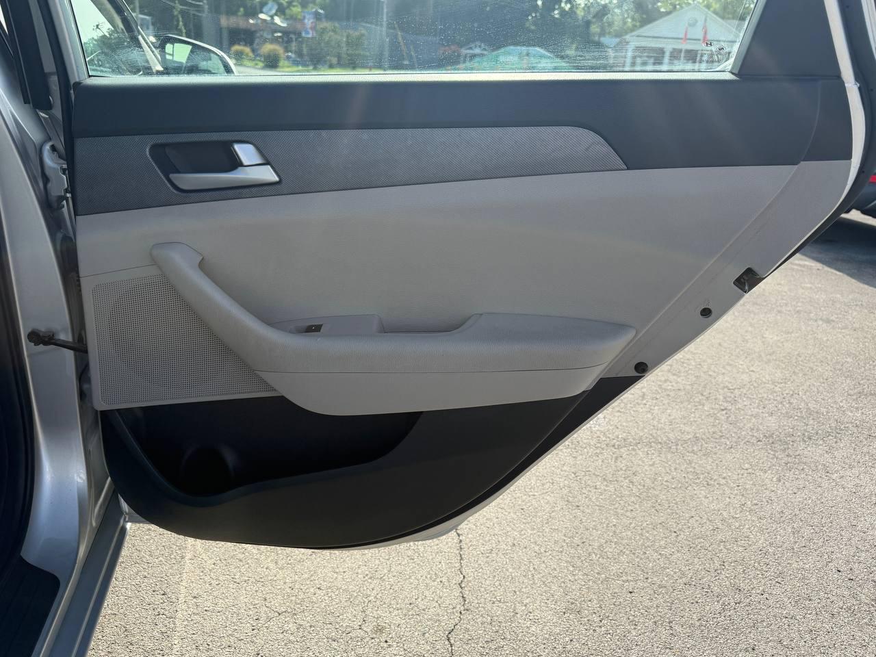 Hyundai Sonata SE 2017
