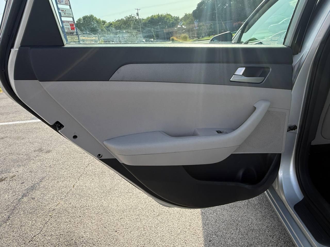 Hyundai Sonata SE 2017
