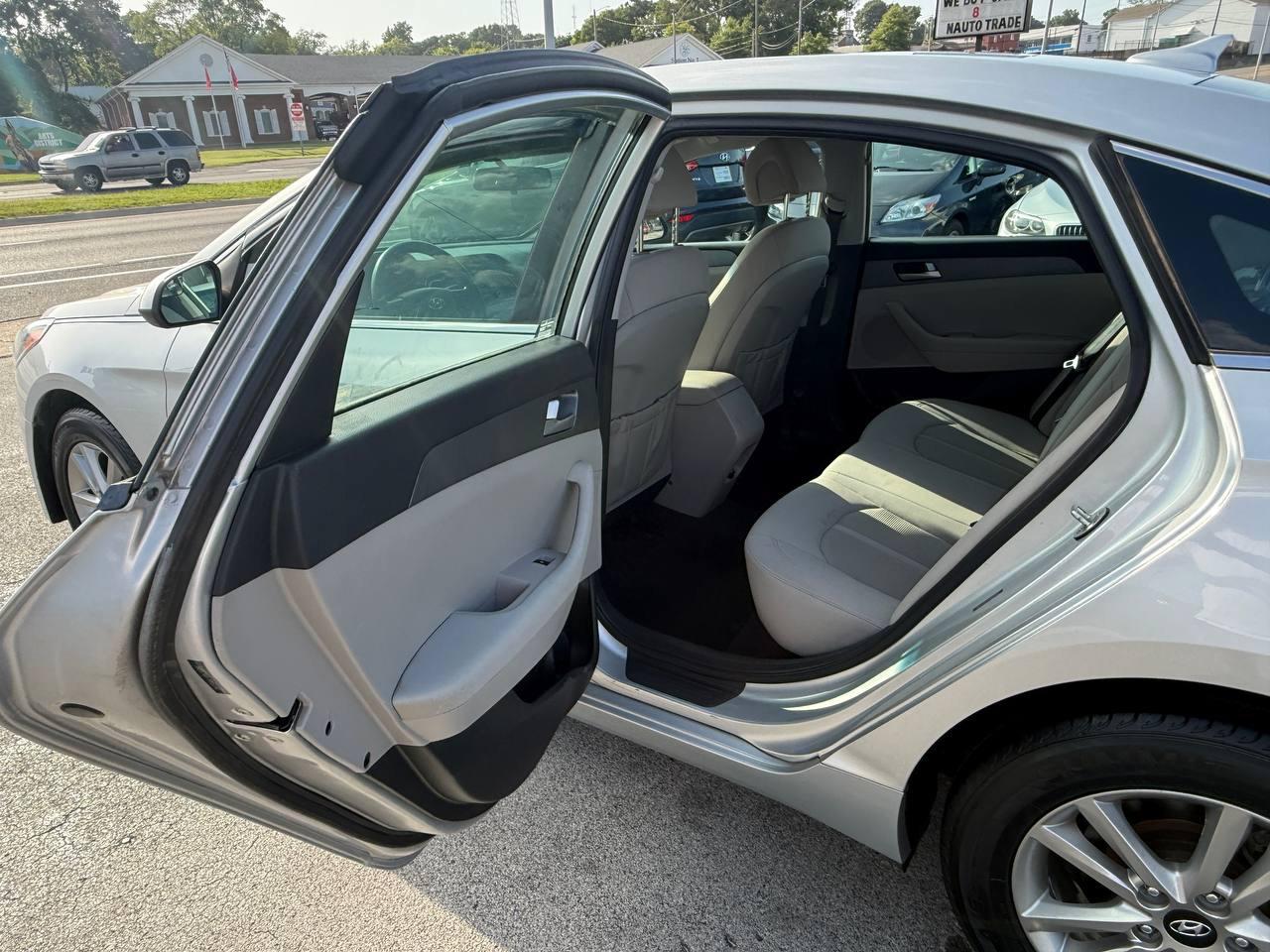 Hyundai Sonata SE 2017