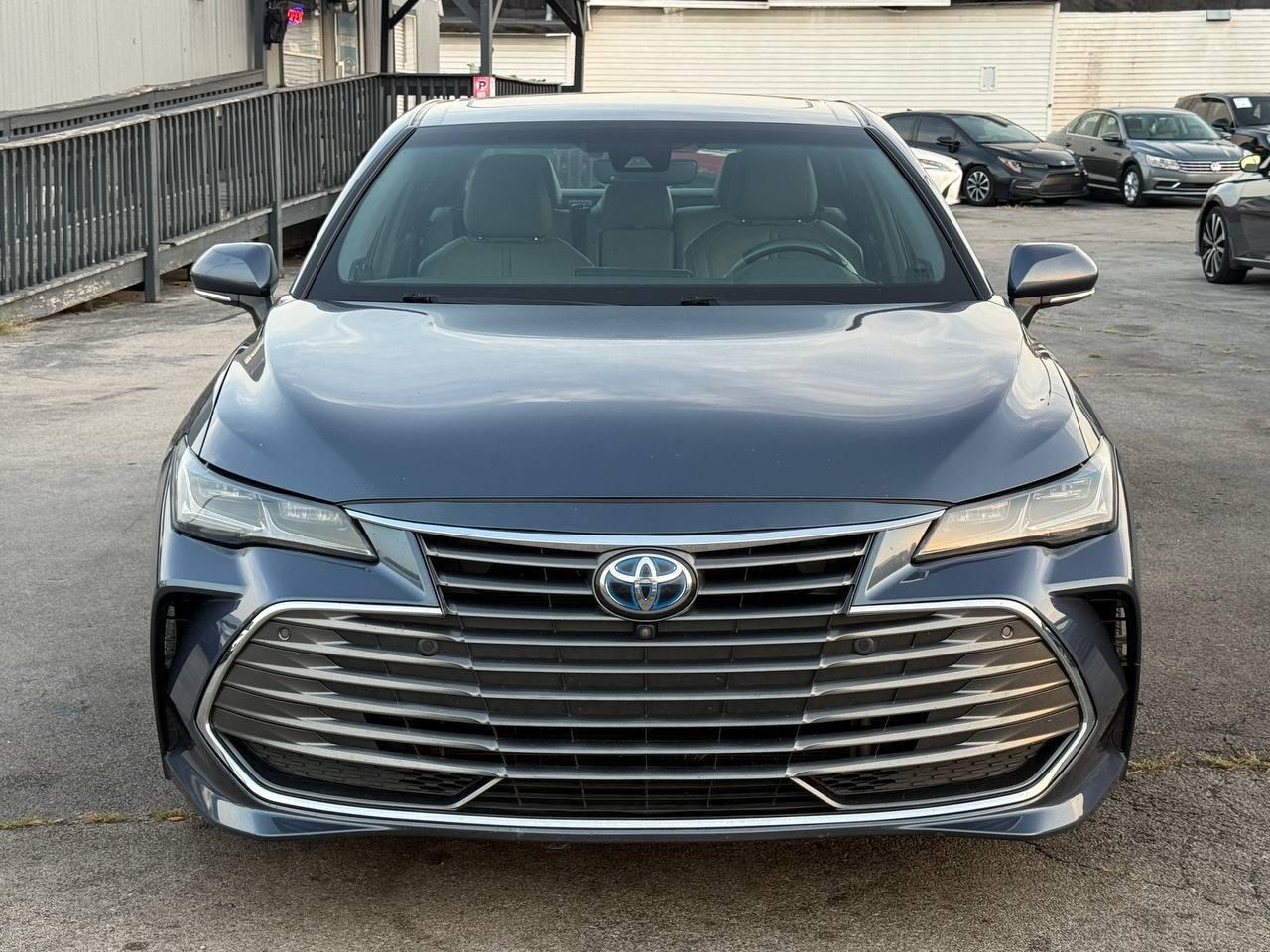 Toyota Avalon Hybrid Limited 2019