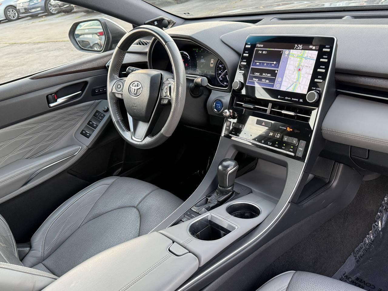 Toyota Avalon Hybrid Limited 2019