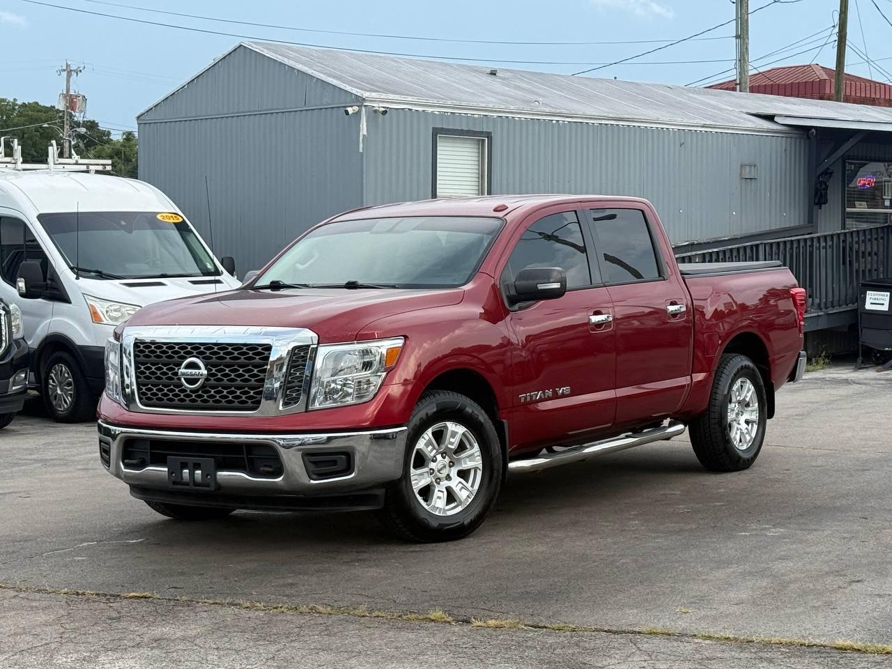 Nissan Titan 4WD Crew Cab LWB SV 2018