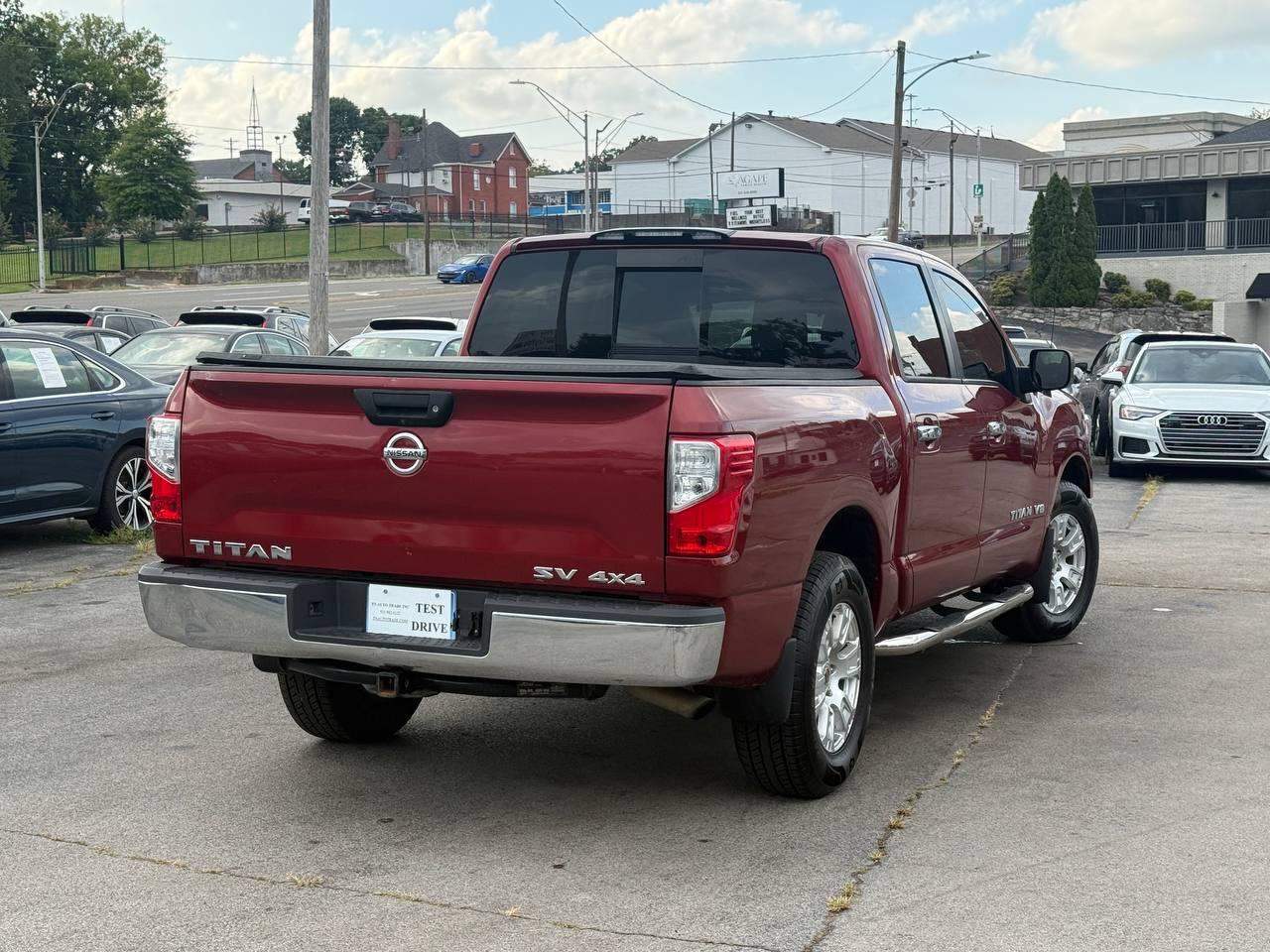 Nissan Titan 4WD Crew Cab LWB SV 2018