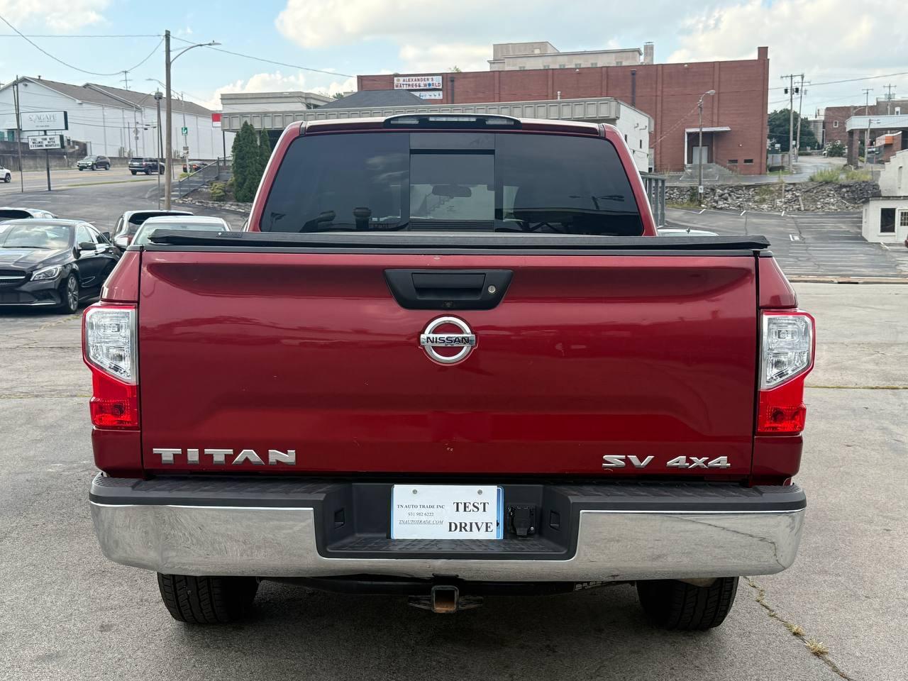 Nissan Titan 4WD Crew Cab LWB SV 2018