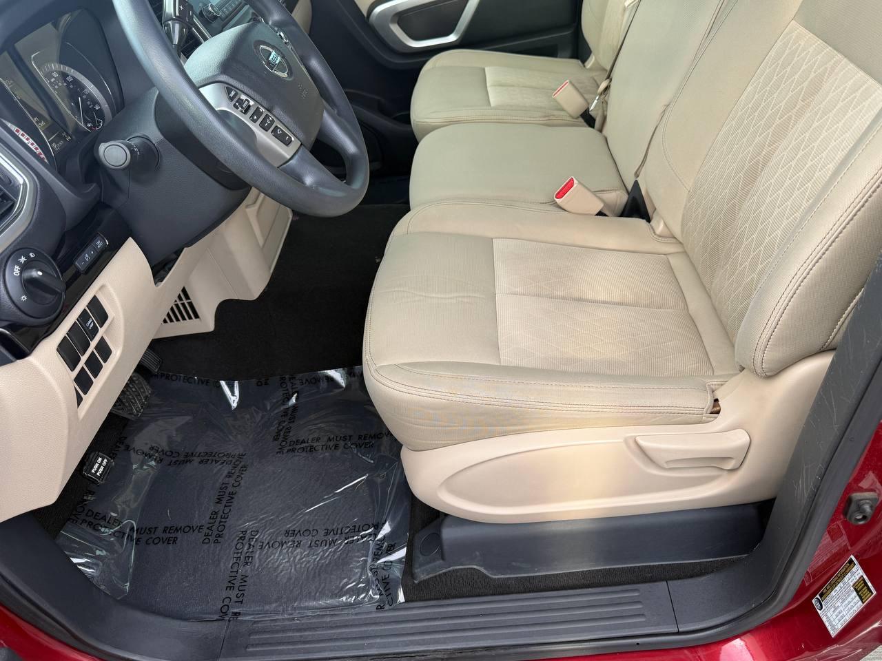 Nissan Titan 4WD Crew Cab LWB SV 2018