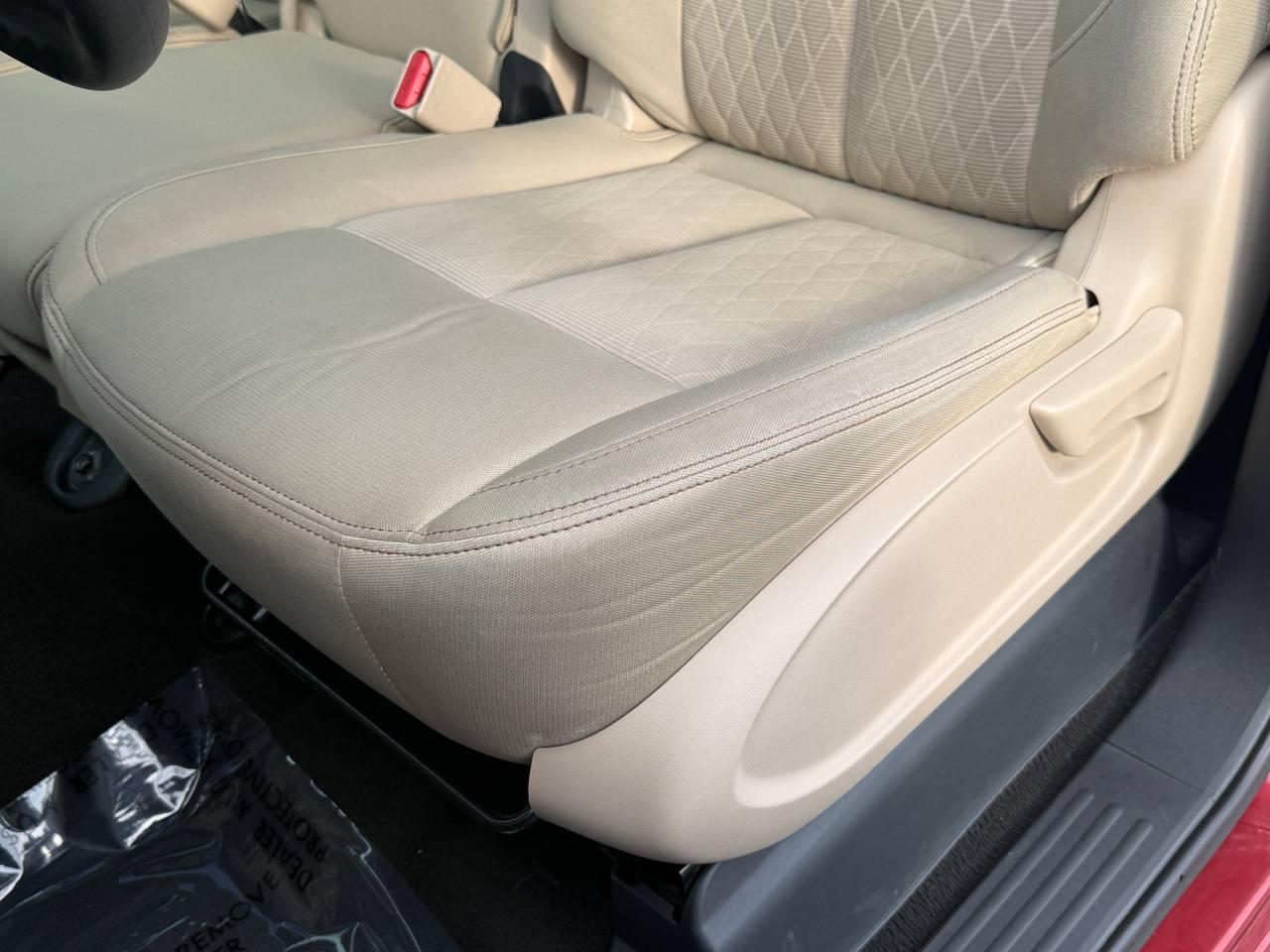 Nissan Titan 4WD Crew Cab LWB SV 2018
