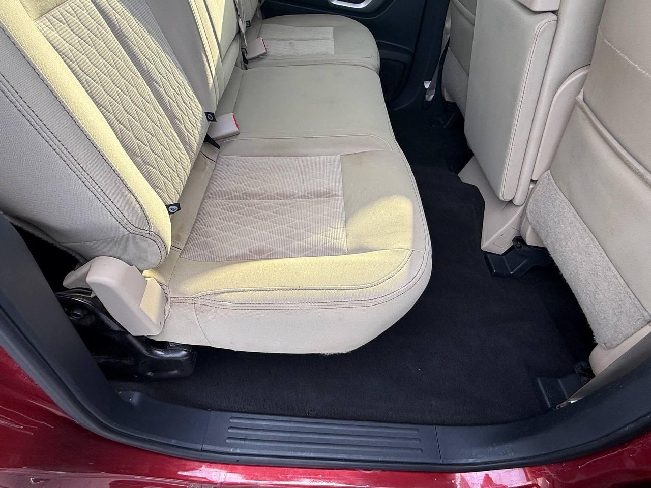 Nissan Titan 4WD Crew Cab LWB SV 2018